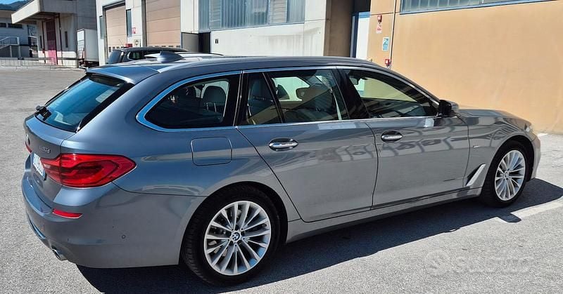 Occasion BMW 520 Luxury Line 190 ch (139 kW) 2019 Gris Break