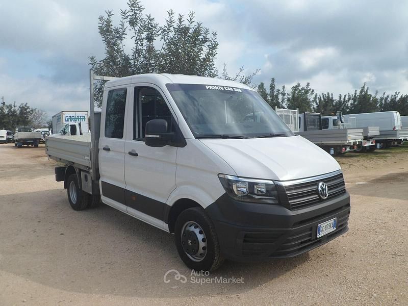 Usata VW Crafter 122 CV (89 kW) 2022 Bianco Furgone