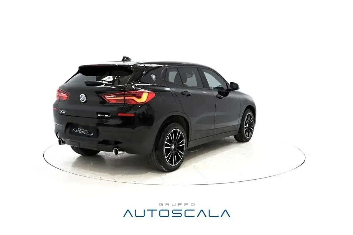 Usata BMW X2 Advantage 150 CV (110 kW) 2019 Saphirschwarz metallizzato SUV