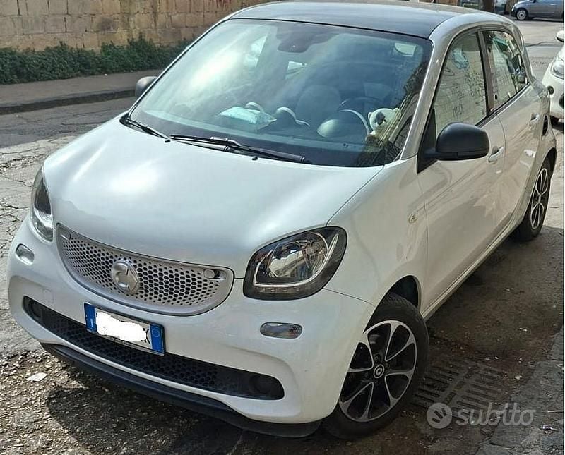 Usata 2015 Smart ForFour Passion Due volumi | 7000 € (Ottimo prezzo) - Immagine 1/4