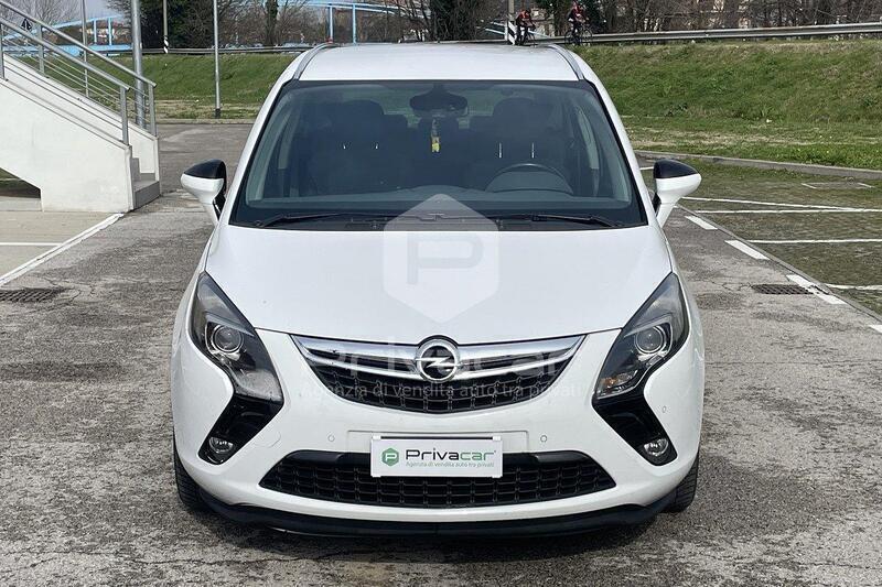 Usato 2015 Opel Zafira Tourer 1.6 CNG_Hybrid 150 CV (6.700 €)