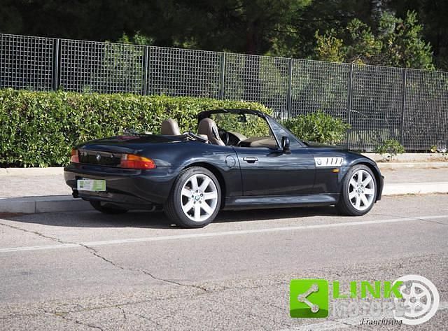 Usata BMW Z3 Efficient Dynamics 115 CV (84 kW) 1997 Nero Cabrio