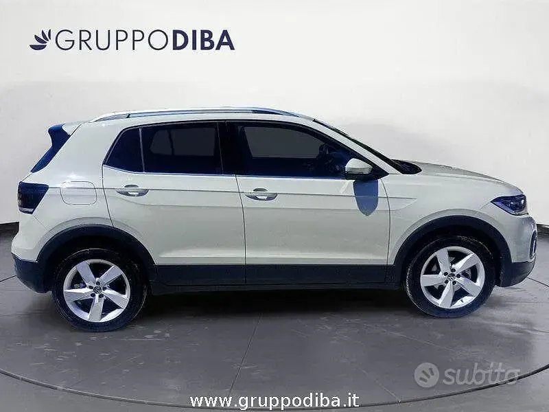 Usata VW T-Cross Advance 110 CV (80 kW) 2023 Beige SUV