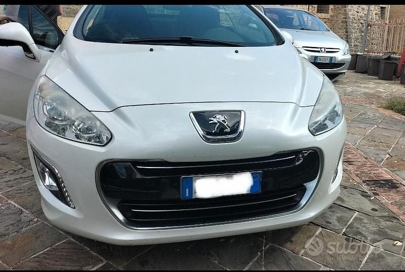 Usata Peugeot 308 CC Allure 2013 Bianco Cabrio