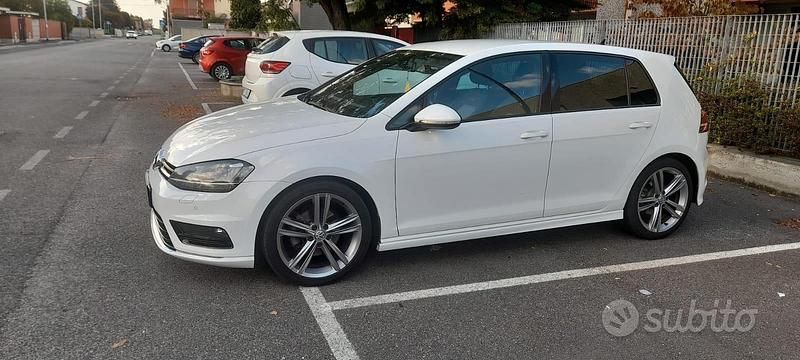 Usata VW Golf VII R 125 CV (91 kW) 2017 Bianco Utilitaria