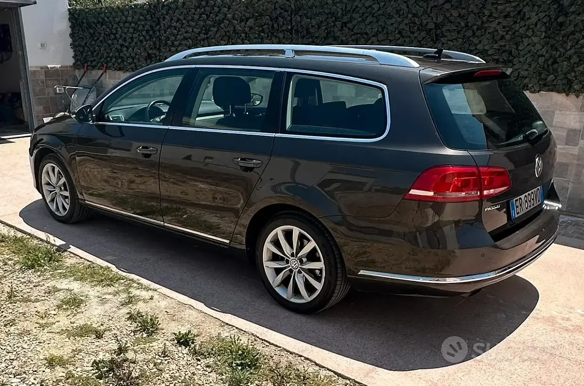 Usata VW Passat 105 CV (77 kW) 2013 Berlina