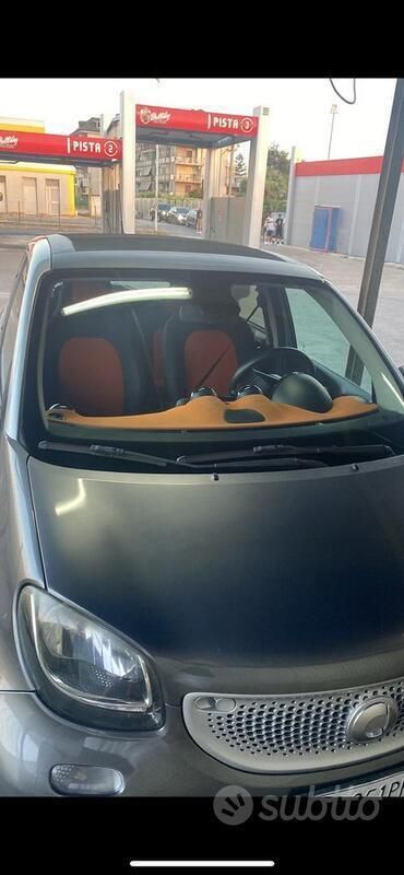 Grigio Usata 2020 Smart ForFour Due volumi | 9250 € (Ottimo prezzo) - Immagine 1/4