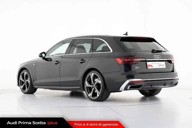 Usata Audi A4 S-Line 204 CV (150 kW) 2024 Nero mythos metallizzato Station wagon