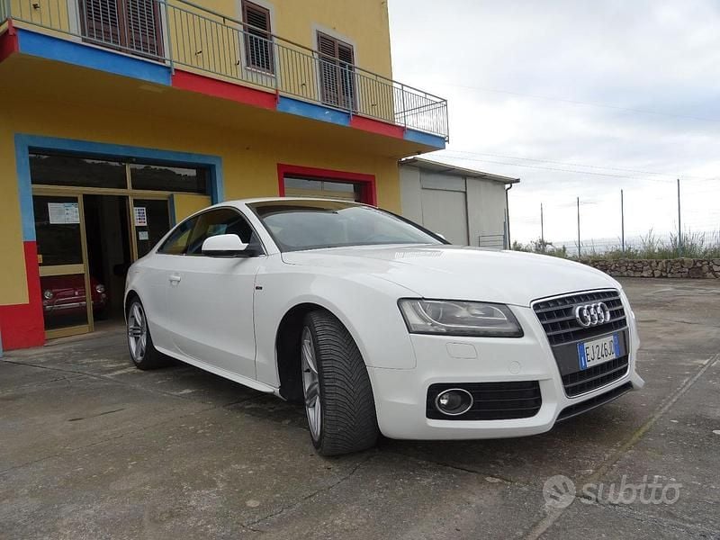 Usata Audi A5 S-Line 170 CV (125 kW) 2011 Bianco Coupé