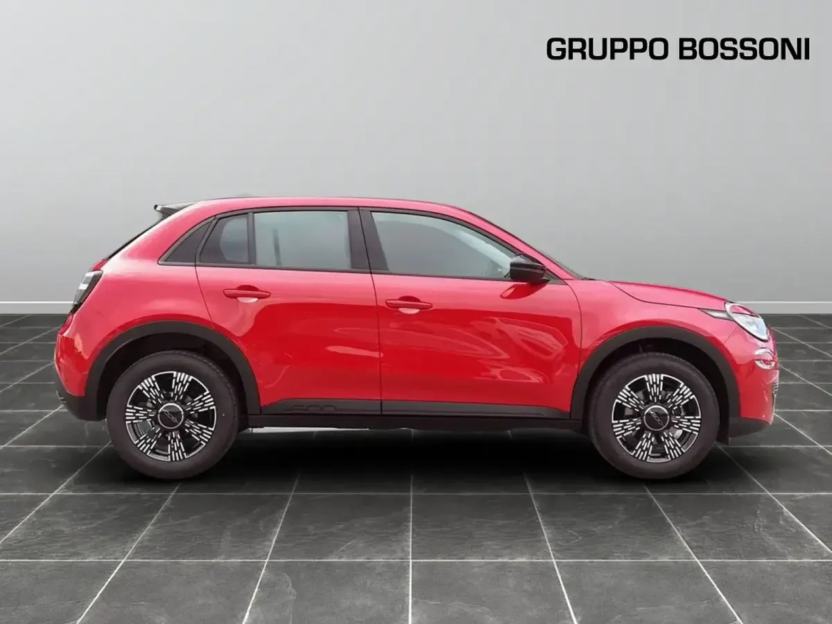 Usata Fiat 600 Icon 110 CV (80 kW) 2025 Rosso SUV