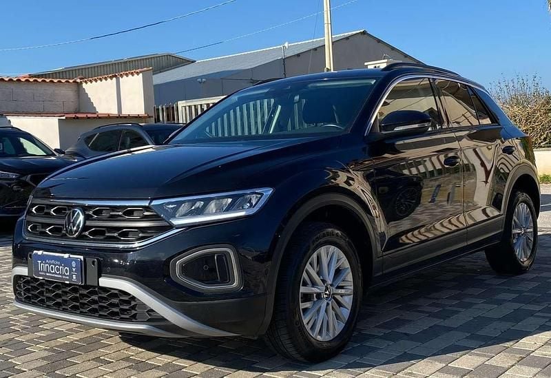 Nero Usata 2022 VW T-Roc Life SUV | 18.500 € (Buon prezzo) - Immagine 1/4