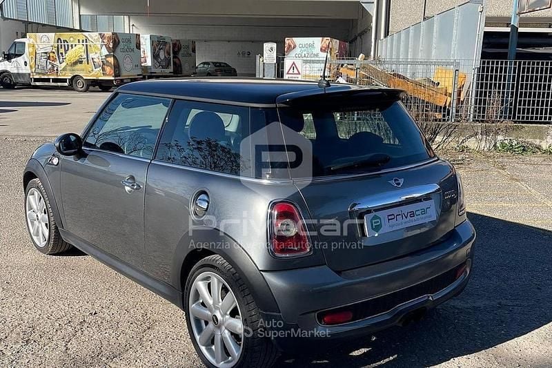 Usata Mini Cooper S 184 CV (135 kW) 2010 Gray Utilitaria