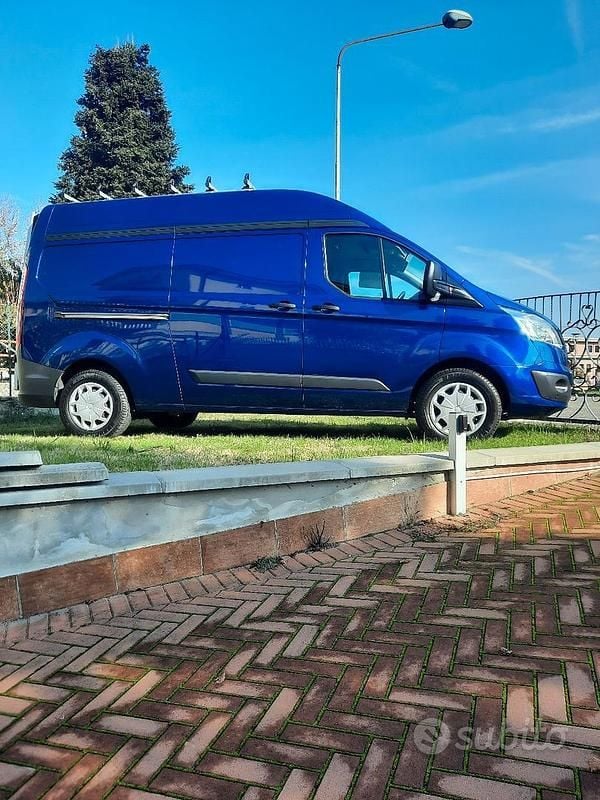 Blu Usata 2017 Ford Transit Custom Tre volumi | 11.990 € (Ottimo prezzo) - Immagine 1/4