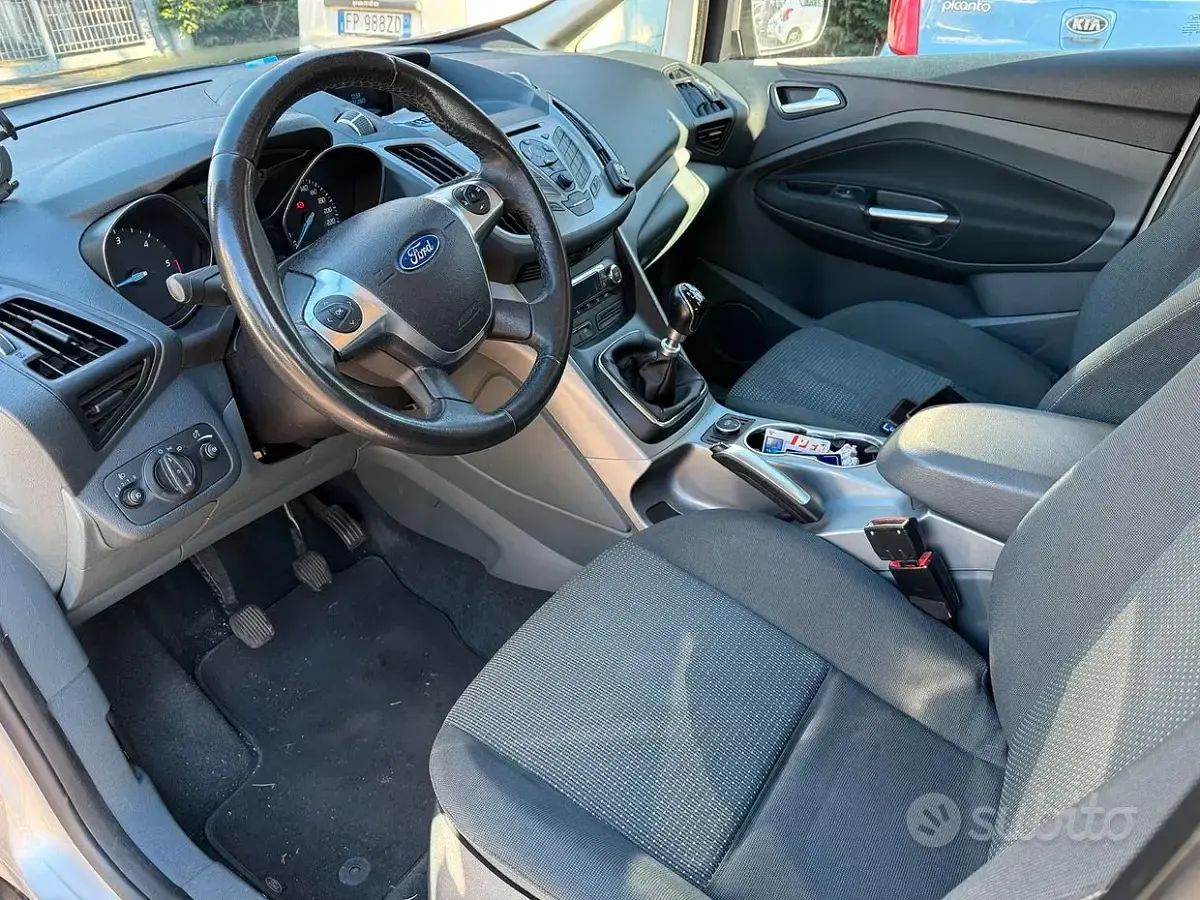 Usata Ford C-MAX Titanium 95 CV (69 kW) 2013 Monovolume