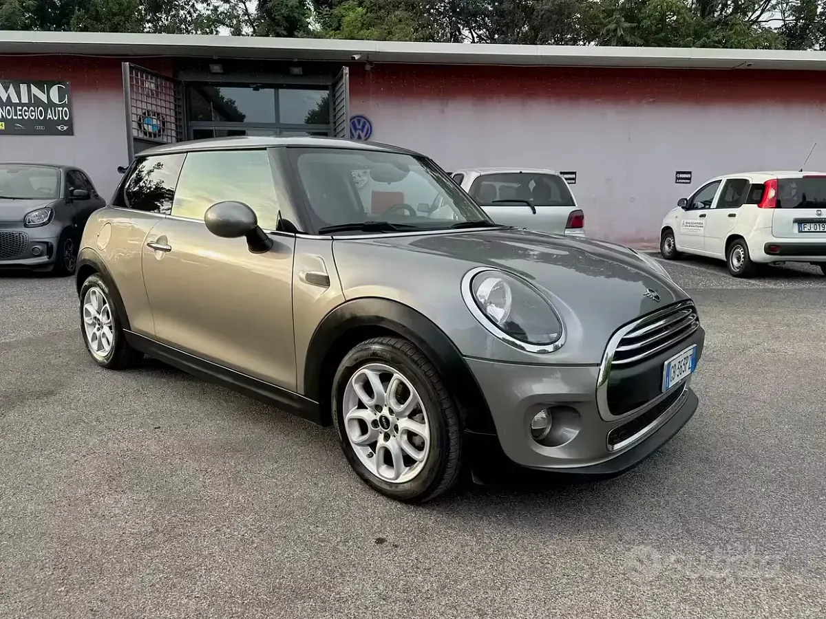 Usata Mini One D 95 CV (69 kW) 2020 Grigio Utilitaria