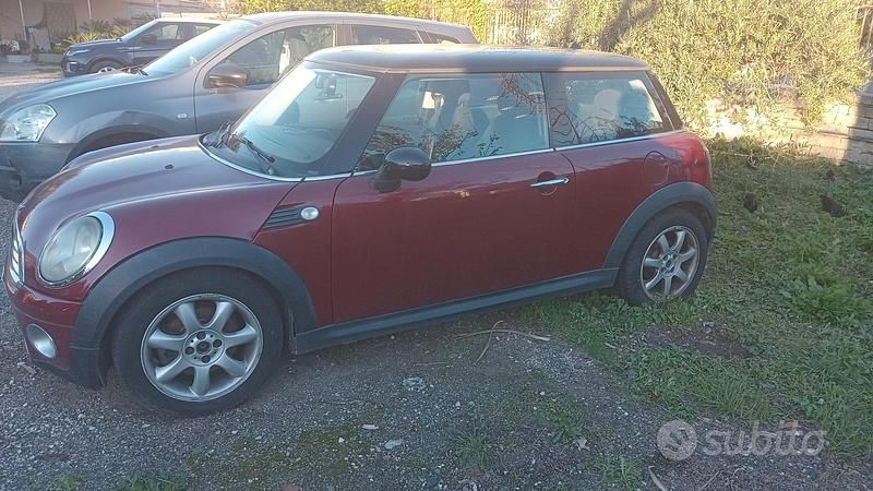 Usata Mini Cooper Coupé 109 CV (80 kW) 2009 Rosso Coupé