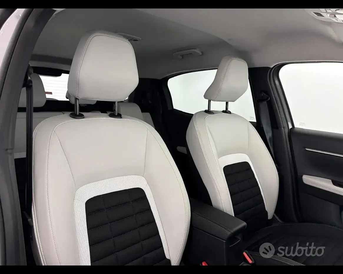 Usata Citroën C3 Aircross 136 CV (100 kW) 2025 Grigio SUV