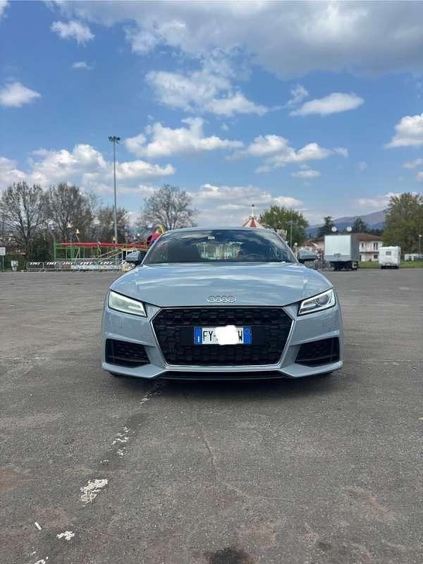 Usata Audi TT Ambiente 197 CV (144 kW) 2019 Coupé