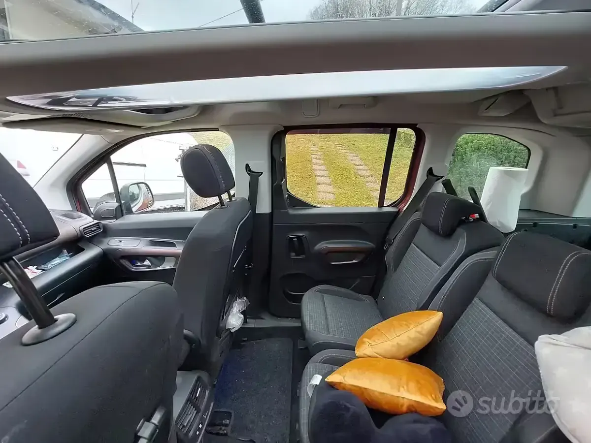Usata Peugeot Rifter 131 CV (96 kW) 2019 Marrone Monovolume