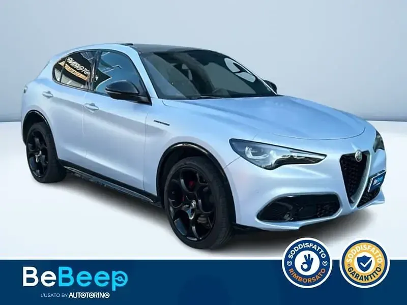 Usata Alfa Romeo Stelvio Competizione 280 CV (205 kW) 2023 Argento metallizzato SUV