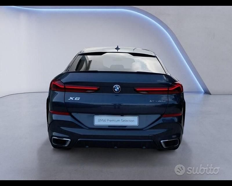 Usata BMW X6 M Sport 340 CV (250 kW) 2021 Artik grau metallizzato SUV