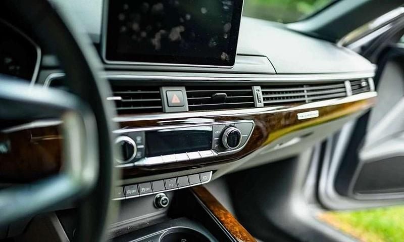 Usata Audi A4 Ambiente 218 CV (160 kW) 2016 Argento Berlina