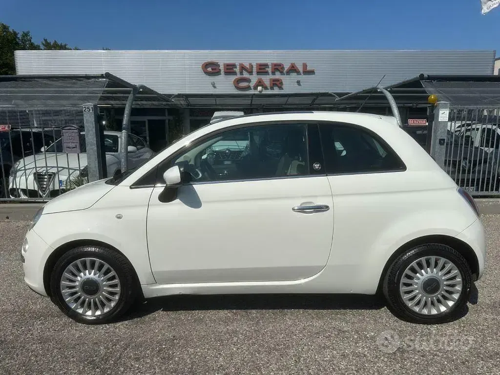 Usata Fiat 500 Lounge 69 CV (50 kW) 2009 Cabrio