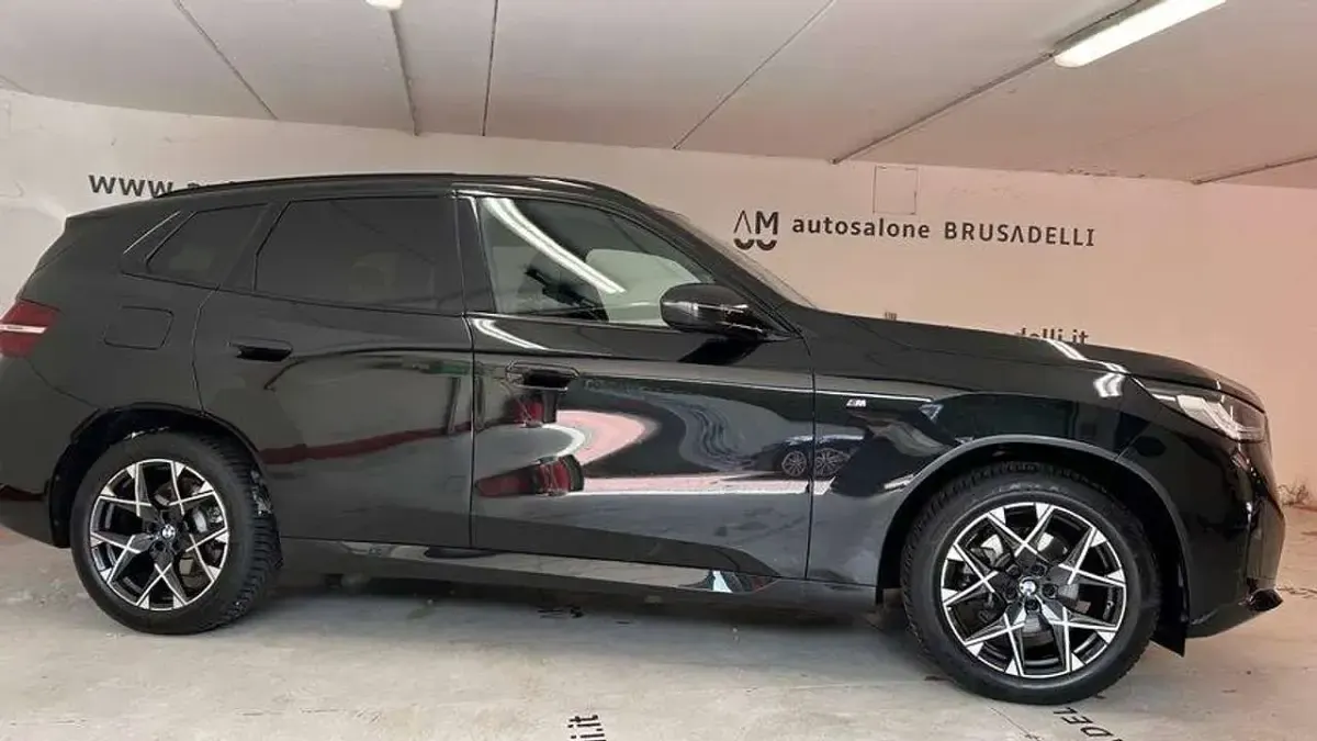 Usata BMW X3 M Sport 197 CV (144 kW) 2025 Black sapphire SUV