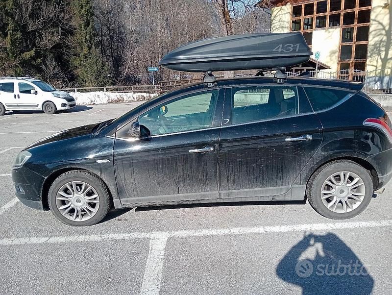 Usata Lancia Delta 120 CV (88 kW) 2008 Nero Utilitaria