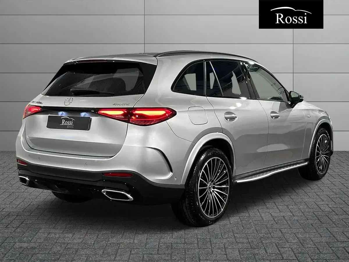 Ny Mercedes GLC300 197 HK (144 kW) 2025 Sort