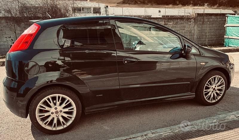 Usata Fiat Grande Punto 2008 Nero Utilitaria