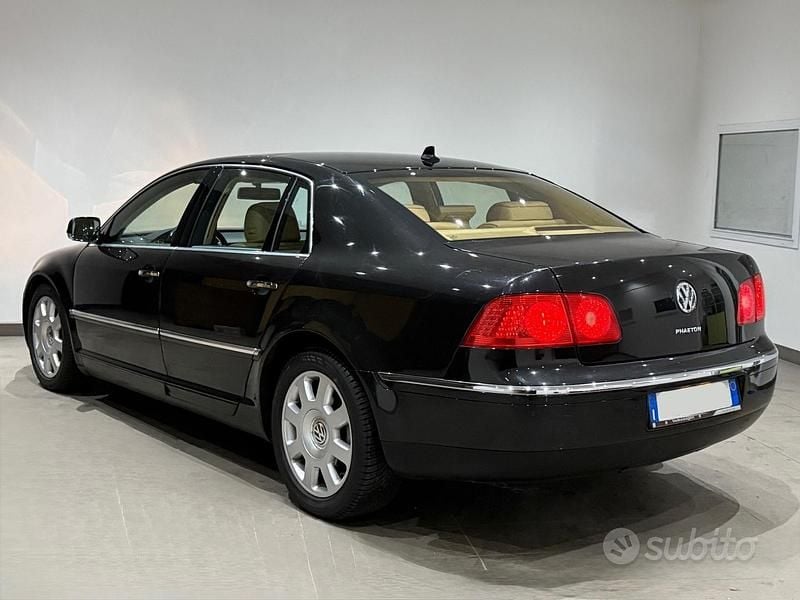 Usata VW Phaeton 241 CV (177 kW) 2002 Nero Berlina