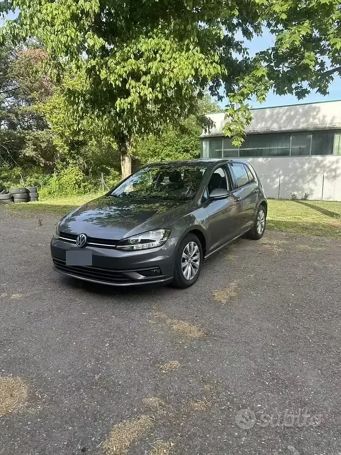 Usata VW Golf VII 90 CV (66 kW) 2017 Grigio Berlina