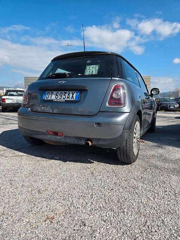 Usata Mini Cooper 75 CV (55 kW) 2009 Grigio Utilitaria