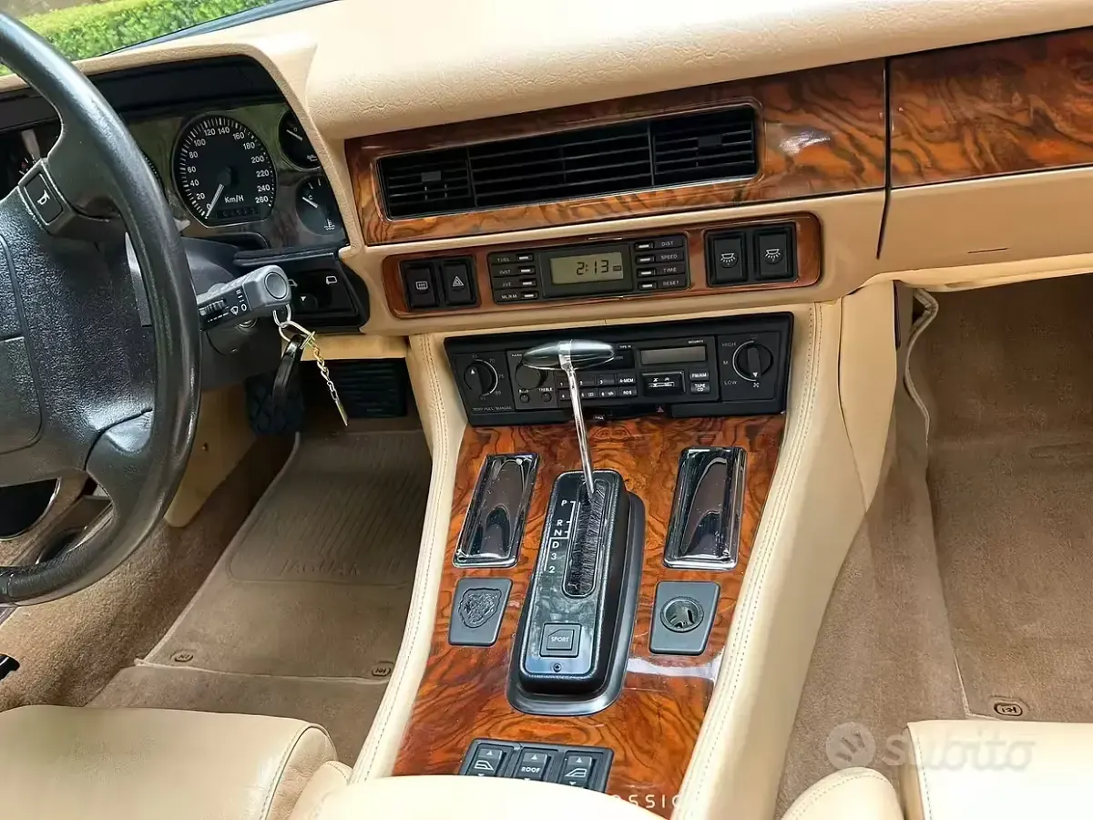 Usata Jaguar XJS 222 CV (163 kW) 1993 Nero Cabrio