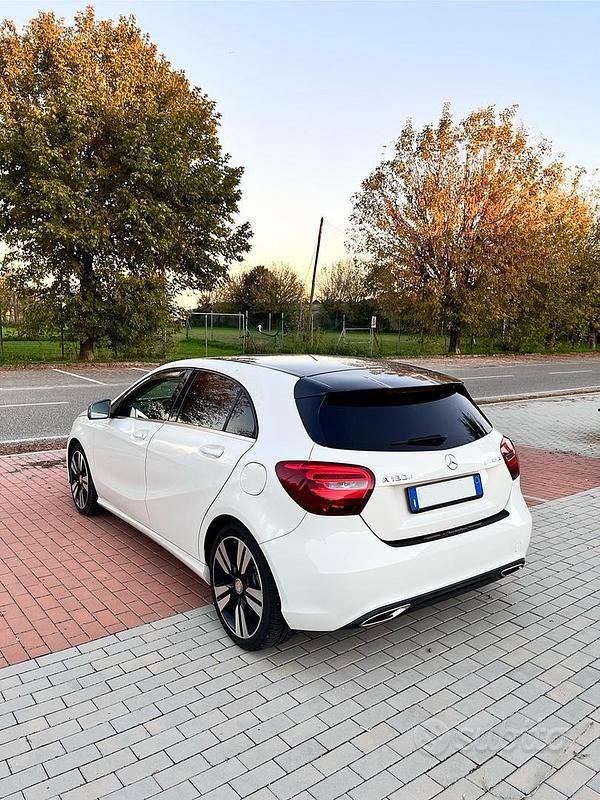 Usata Mercedes A180 Edition 122 CV (89 kW) 2016 Berlina