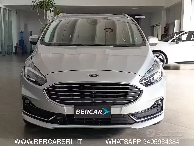Usata Ford S-MAX S 150 CV (110 kW) 2022 Grigio Monovolume