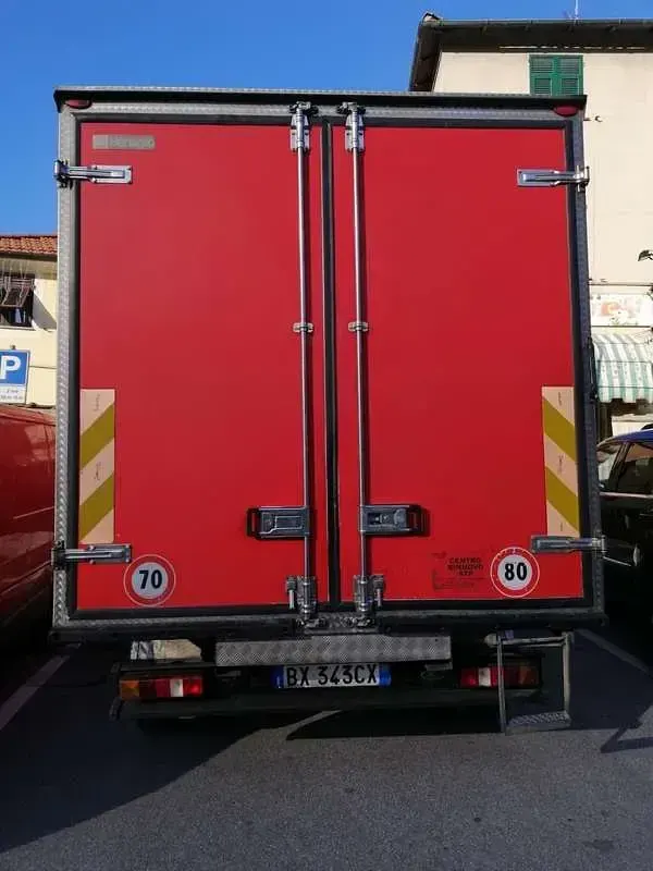 Usata Ford Transit 131 CV (96 kW) 2002 Rosso Furgone