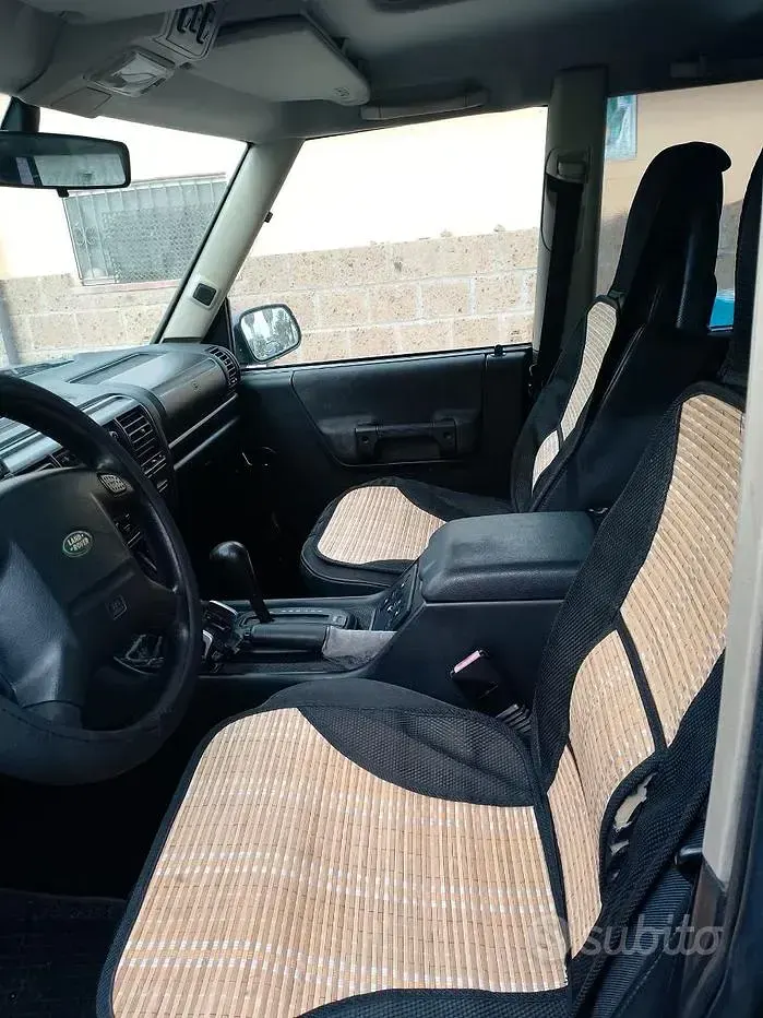 Usata Land Rover Discovery 138 CV (101 kW) 2003 Bluazzurro SUV