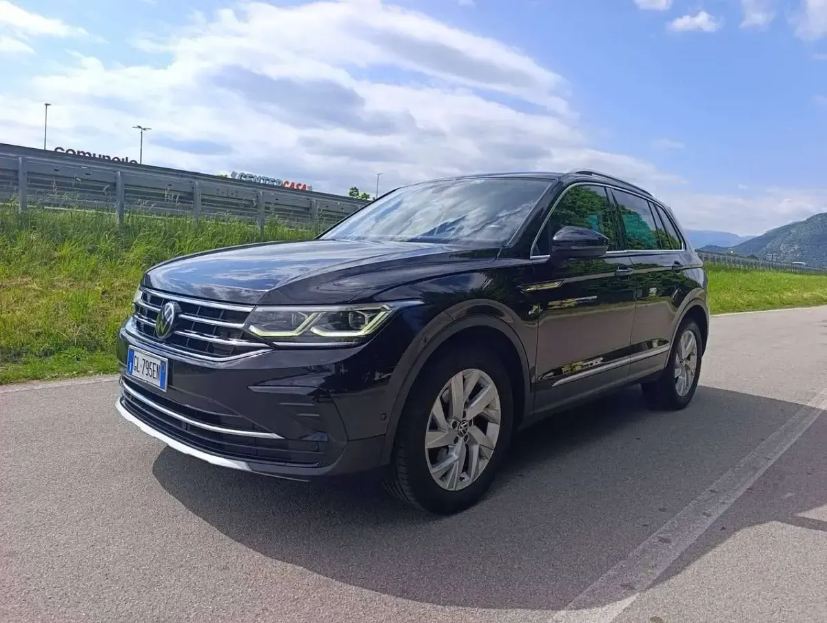 Usata VW Tiguan Elegance 150 CV (110 kW) 2022 Nero SUV