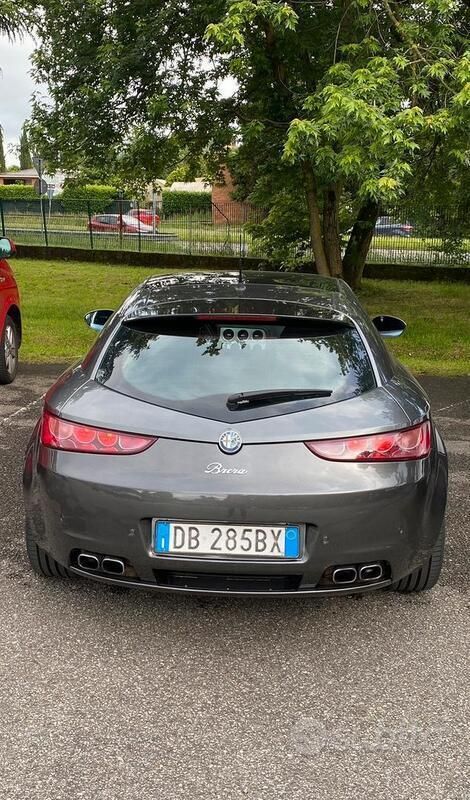 Usata Alfa Romeo Brera 185 CV (136 kW) 2006 Grigio Coupé