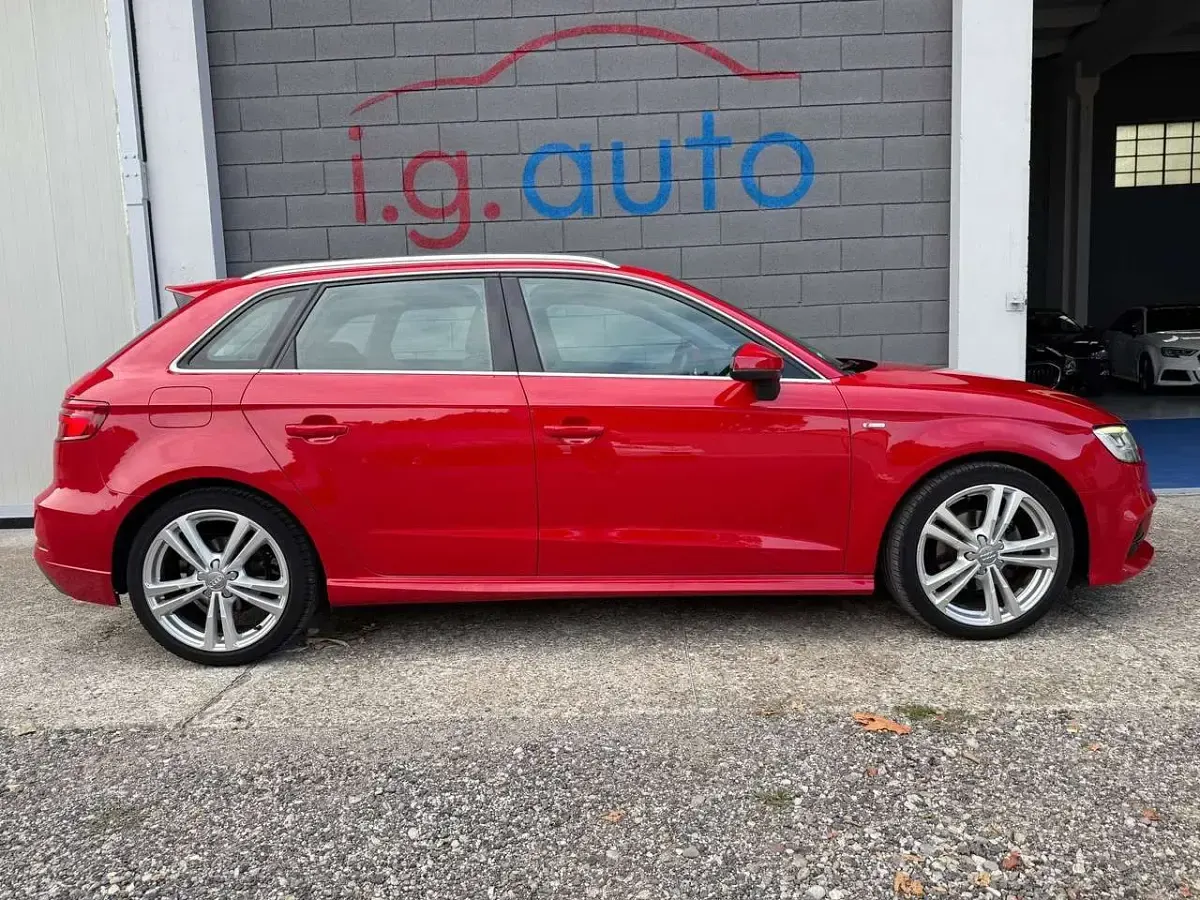 Usata Audi A3 S-Line 116 CV (85 kW) 2019 Rosso Berlina