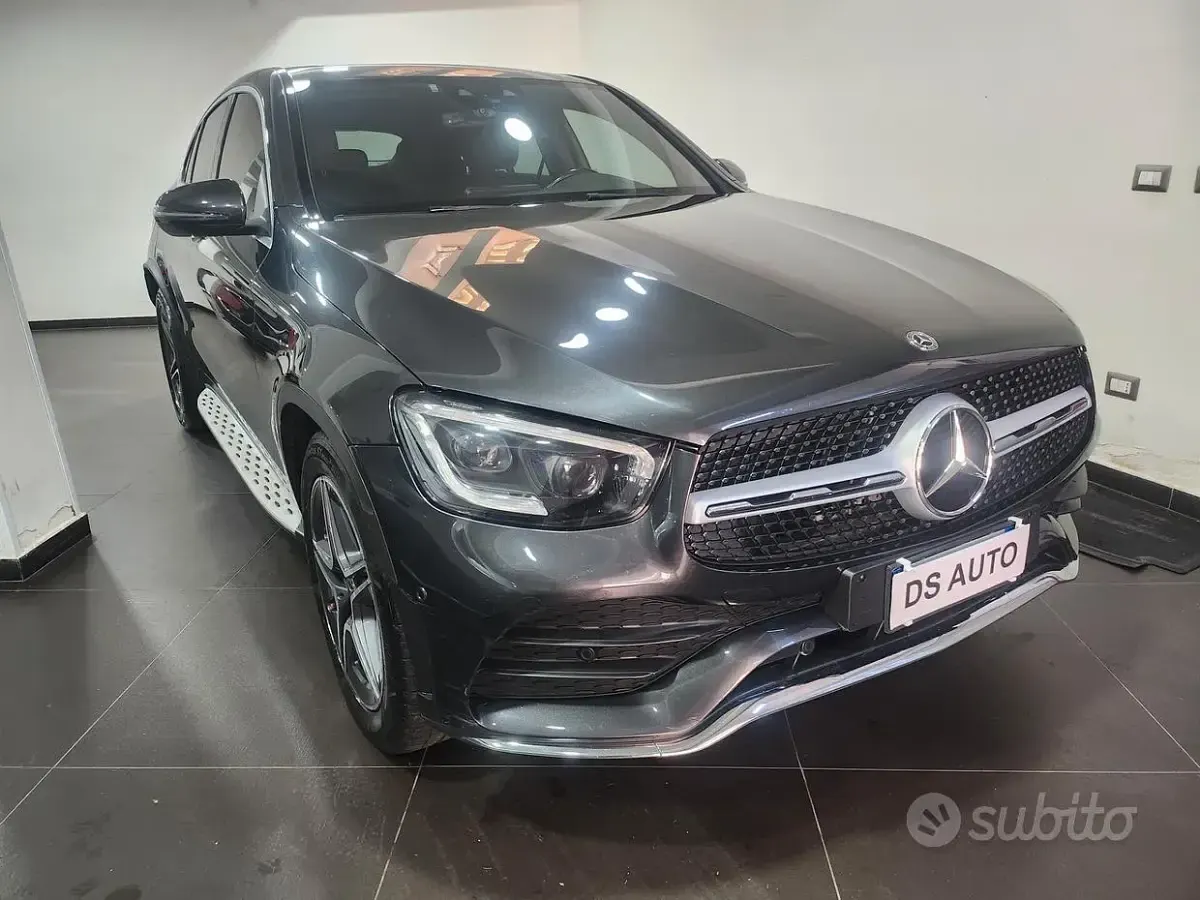 Usata Mercedes GLC220 Premium Plus 194 CV (142 kW) 2020 Grigio SUV