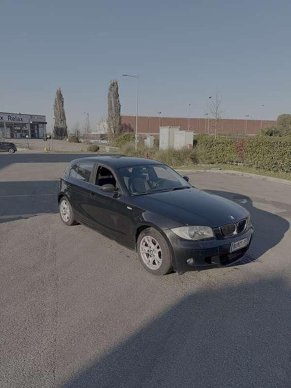 Usata BMW 118 143 CV (105 kW) 2007 Utilitaria