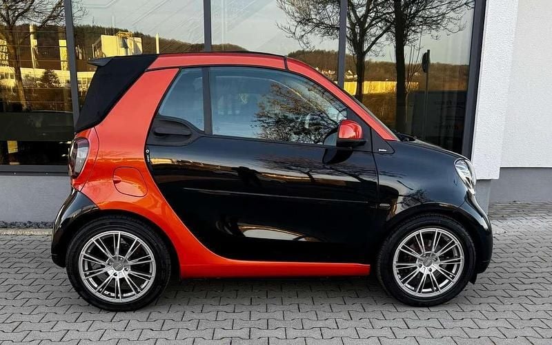 Usata Smart ForTwo Cabrio 71 CV (52 kW) 2016 Nero Cabrio