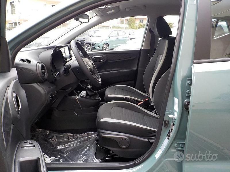 Nuova Hyundai i10 63 CV (46 kW) 2025 Vari colori Utilitaria