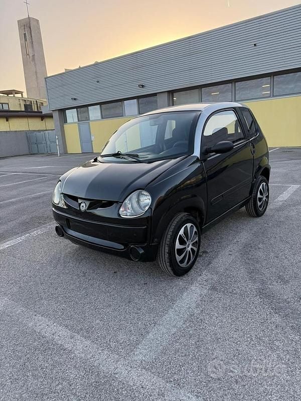 Usata Aixam Minauto 2010 Nero