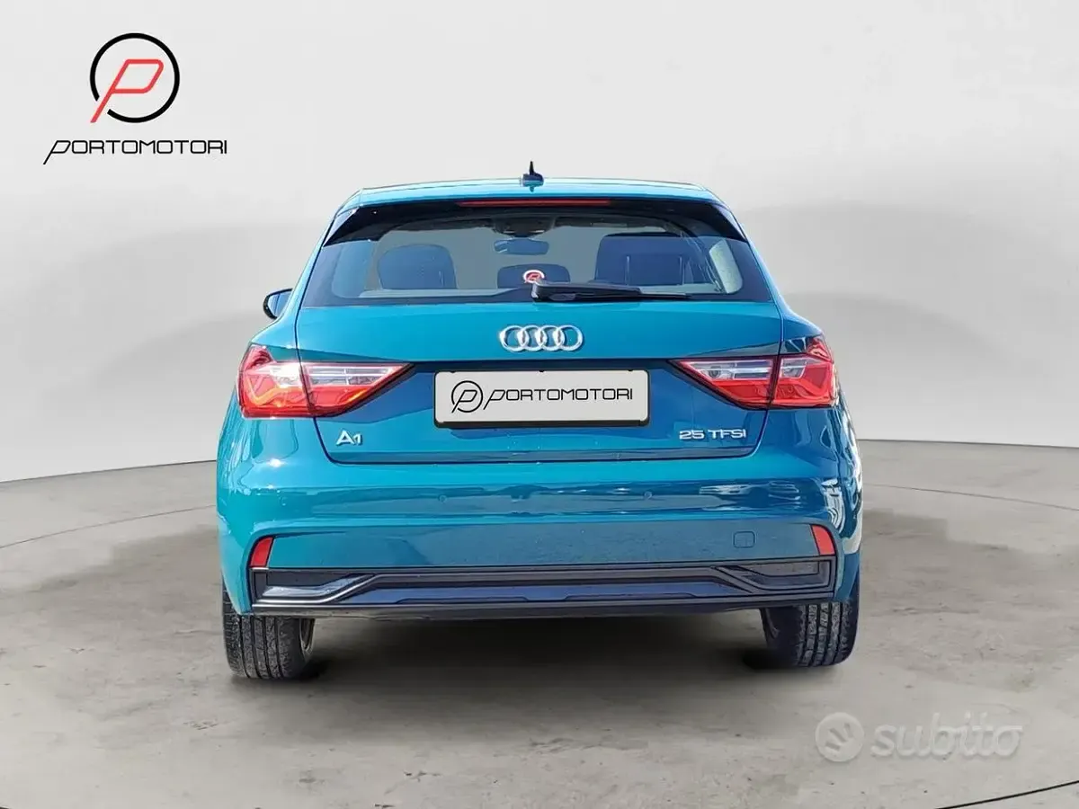 Usata Audi A1 Comfort 95 CV (69 kW) 2019 Verde SUV