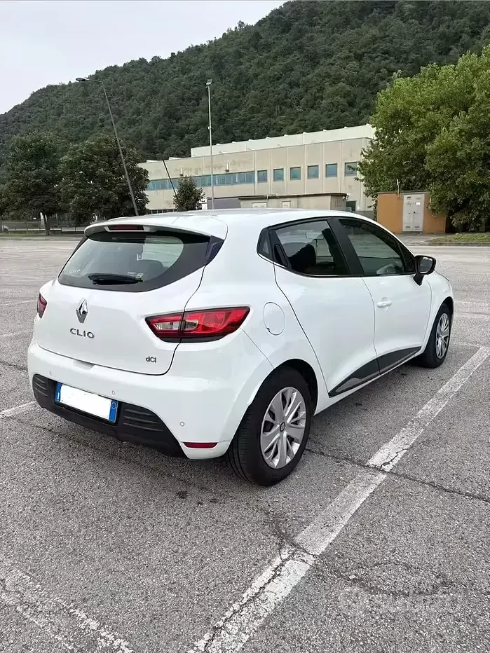 Usata Renault Clio IV 75 CV (55 kW) 2017 Bianco Berlina