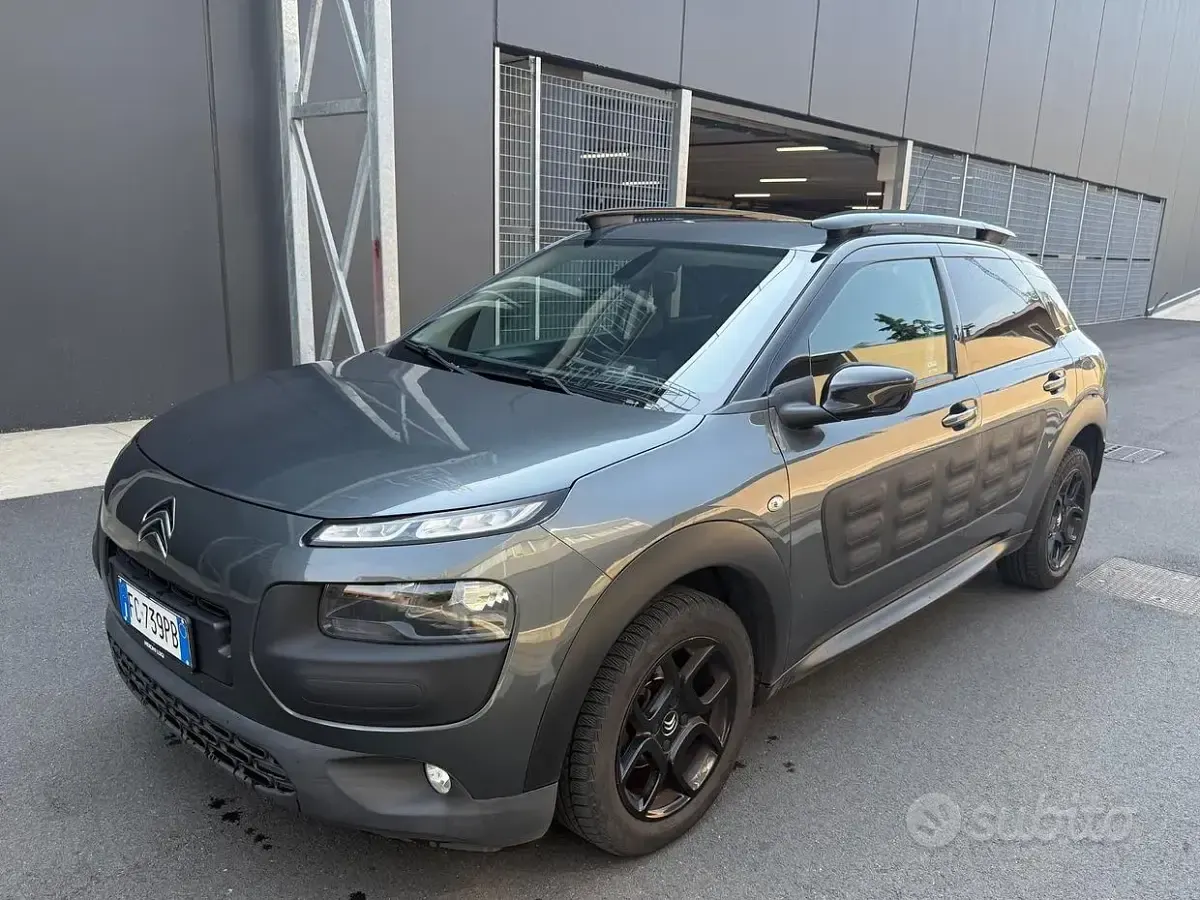 Usata Citroën C4 82 CV (60 kW) 2016 Grigio SUV